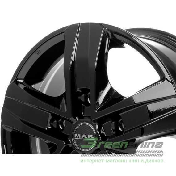 Купить Легковой диск MAK STONE5 3 GLOSS BLACK R15 W6 PCD5x139.7 ET0 DIA108.3