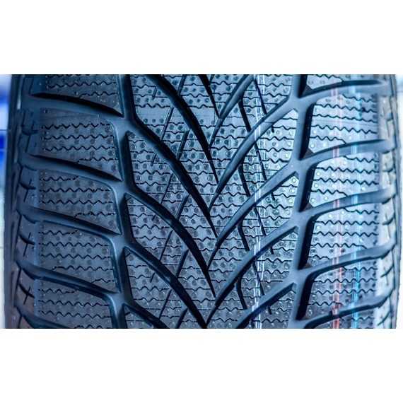 Купити Зимова шина GOODYEAR UltraGrip Ice 2 Plus 245/35R20 95T